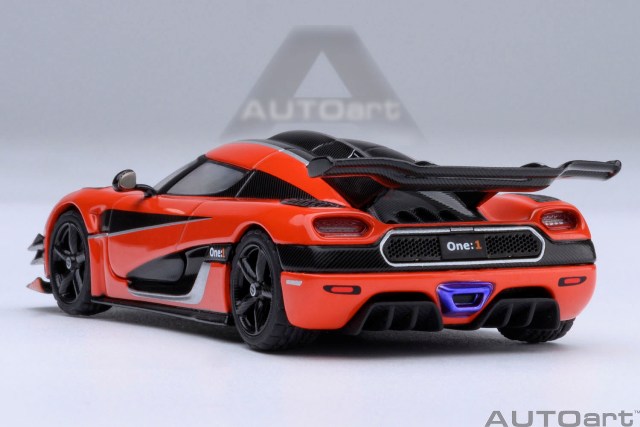 20044 AUTOart 1:64 Koenigsegg One:1 Orange / Carbon Black / Silver