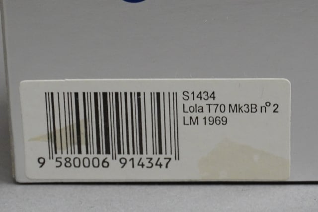 1:43 SPARK S1434 Lola T70 MK3B Le Mans 1969 #2 model car