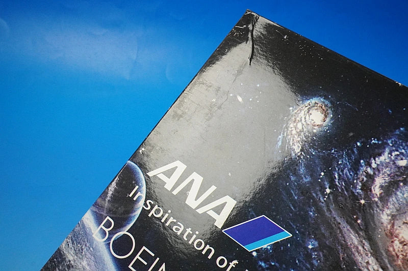 1:400 B777-200ER ANA STAR WARS C-3PO JA743A Phoenix airplane model