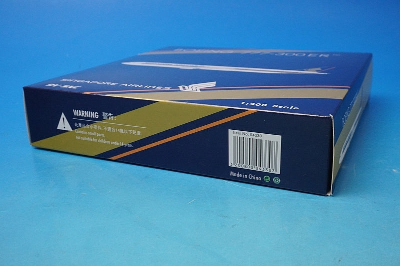1:400 B777-300ER Singapore 9V-SNC 04330 Phoenix airplane model