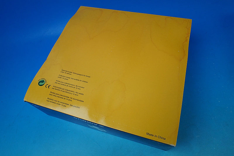 1:200 Boeing A340-300 Lufthansa Football D-AIGS B-LH340-001 B-Models airplane model