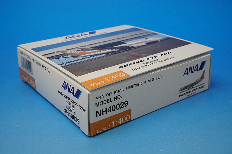 1:400 B737-700 ANA Gold Jet JA01AN NH40029 ANA