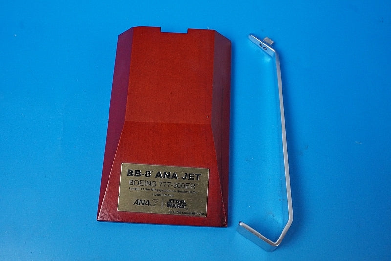 1:200 B777-300ER ANA STAR WARS BB-8 JA789A NH20095 ANA airplane model