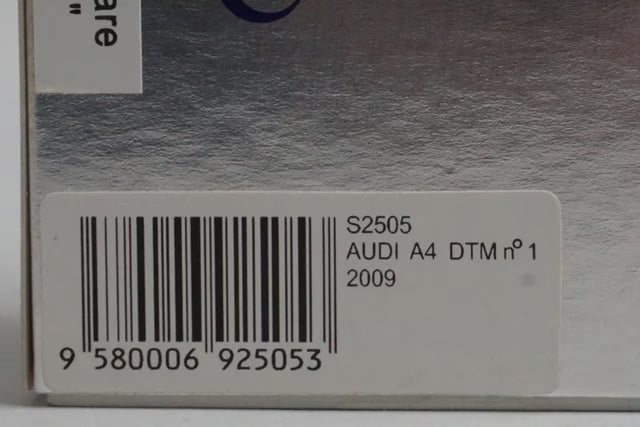 1:43 SPARK S2505 Audi A4 DTM 2009 #1 model car