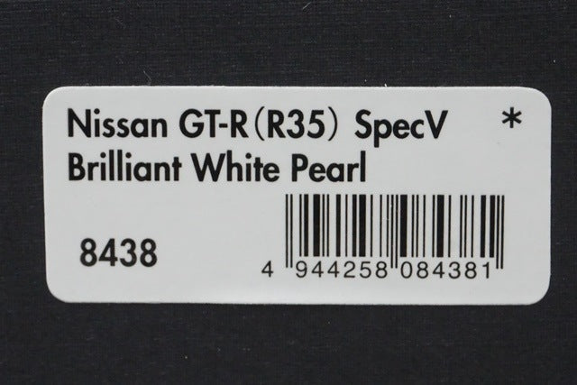 1:43 HPI 8438 Nissan GT-R (R35) SpecV Brilliant White Pearl