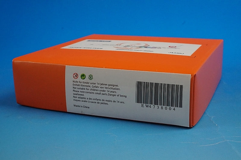 1:400 B737-800 JAL Shimajiro Jet JA330J EW4738004 JC Wings airplane model