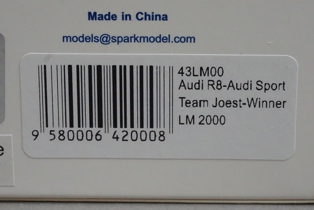 1:43 SPARK 43LM00 Audi R8 Audi Sport Team Joest Le Mans winner 2000 #8 model car