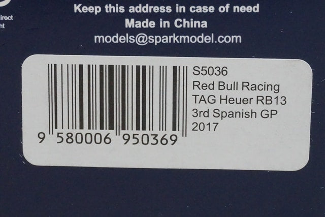 1:43 SPARK S5036 Red Bull Racing TAG Heuer RB13 Spanish GP 3rd 2017 #3 D. Ricciardo model car