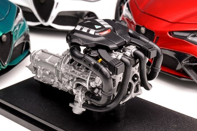 M89002 MOTORHELIX 1:18 Alfa Romeo Giulia GTA Montreal Green model car