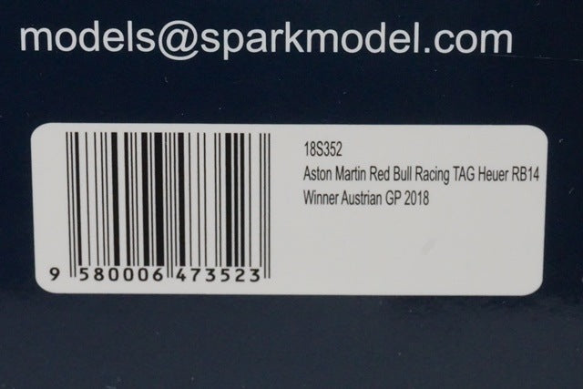 1:18 spark 18S352 Aston Martin Red Bull Racing TAG Heuer RB14 2018 #33 model car
