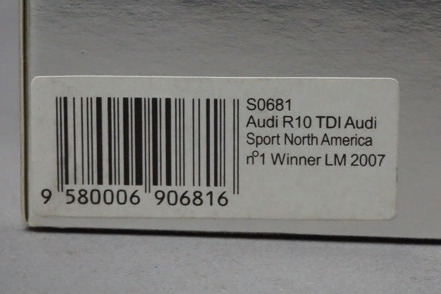 1:43 SPARK S0681 Audi R10 TDI Sport North American Le Mans 2007 #1 model car