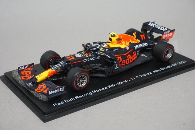 1:43 Spark SCS222 Suzuka Circuit Red Bull Racing Honda RB16B Abu 