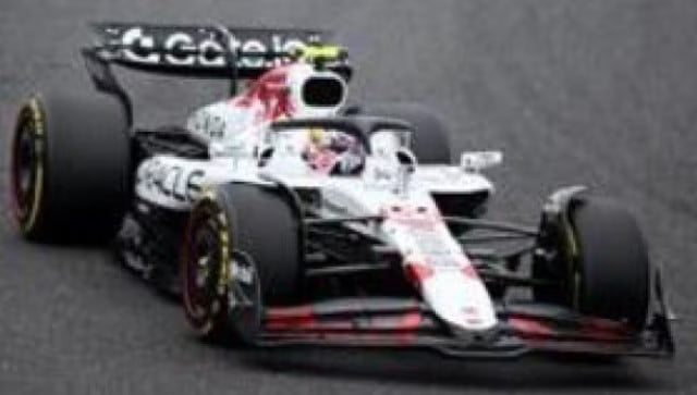 Y442 Spark 1:64 Red Bull RB21 Oracle Red Bull Racing F1 Japan GP 2025 Yuki Tsunoda #22