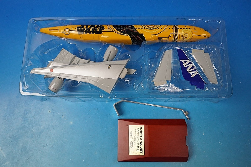 1:200 B777-200ER ANA STAR WARS C-3PO JA743A ANA airplane model