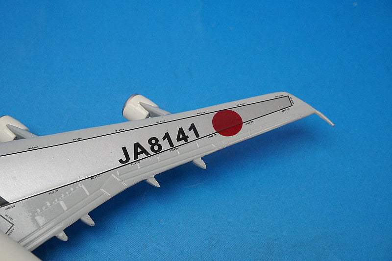 1:400 B747-200B JAL Arc Paint JA8141 *Outer box missing JXJA005C Jet-x airplane model