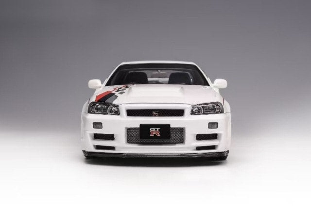 M83427 MOTORHELIX 1:18 Nissan Skyline GT-R R34 NISMO CUSTOMIZED White Pearl