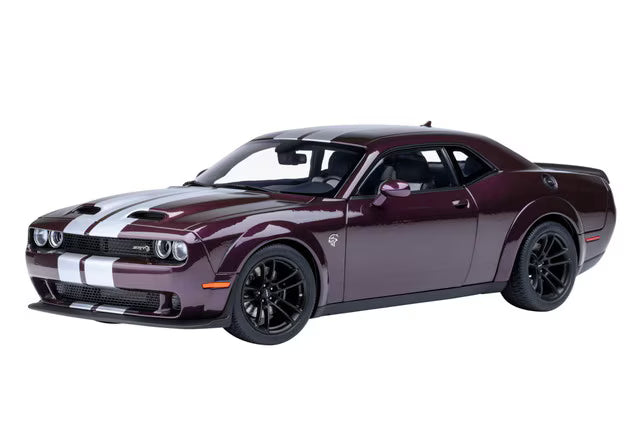 71762 AUTOart 1:18 Dodge Challenger SRT Jailbreak 2022 Metallic Purple with Silver Stripes Hellraisin