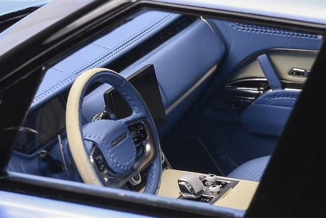 MH026LB MH MOTORHELIX 1:18 Land Rover Range Rover light blue