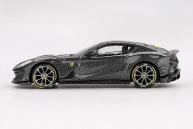 BBRFER64009 BBR 1:64 Ferrari 812 Competition Giallo Competizione model car