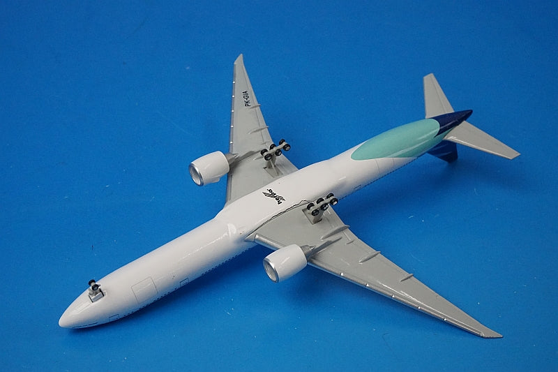 1:500 B777-300ER Garuda Indonesia PK-GIA 524544 Herpa