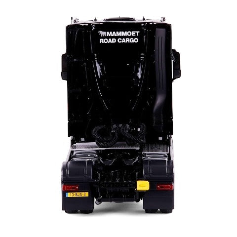 410317 NZG 1:18 Mercedes-Benz Actros Mammut Road Cargo Black model car