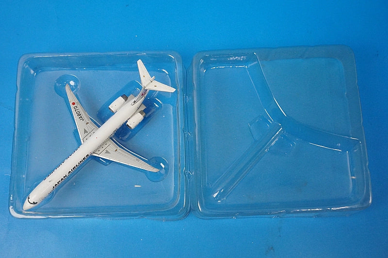 1:400 MD-90-30 JAL New Tsurumaru Paint JA8070 XX4941 JC Wings airplane model
