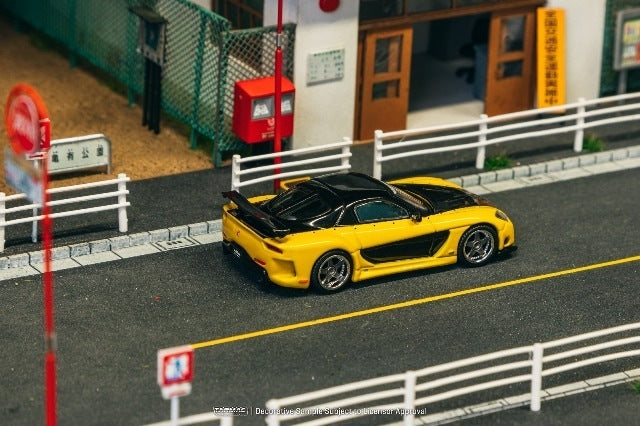 T64G-075-YE Tarmac Works 1:64 Mazda RX-7 VeilSide Fortune7 Yellow/Black