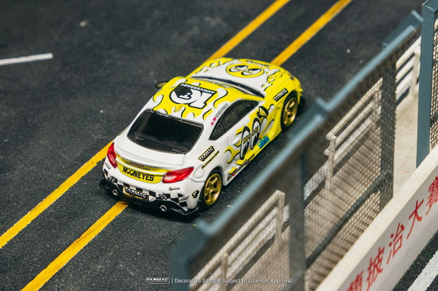 T64G-038-MOON Tarmac Works 1:64 Toyota GR86 MOONEYES