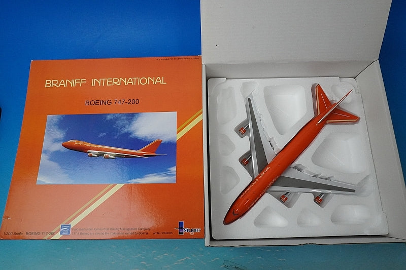 1:200 B747-200 Braniff International Orange N602BN IF742005 INFLIGHT airplane model