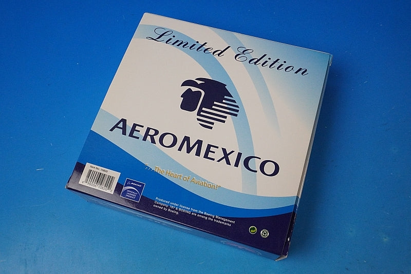 1:400 B787-8 Aeromexico N961AM 10820 Phoenix airplane model