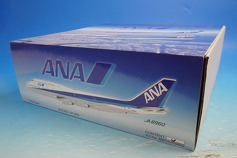 1:200 B747-400 ANA JA8960 BBOXANA02 Blue Box airplane model