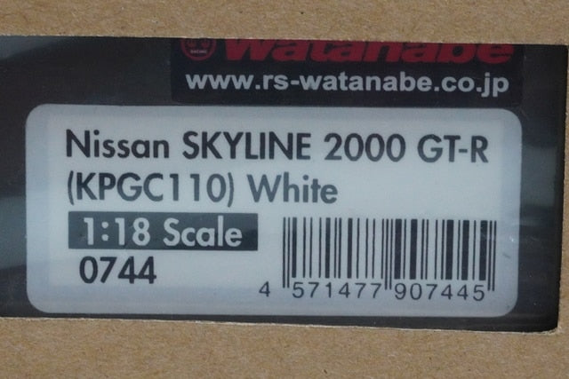 1:18 ignition model IG0744 Nissan Skyline 2000 GT-R KPGC110 White model car