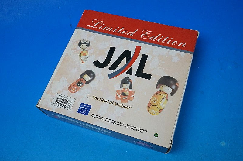 1:400 B777-300 JAL Arc Paint JA8942 10573 Phoenix airplane model