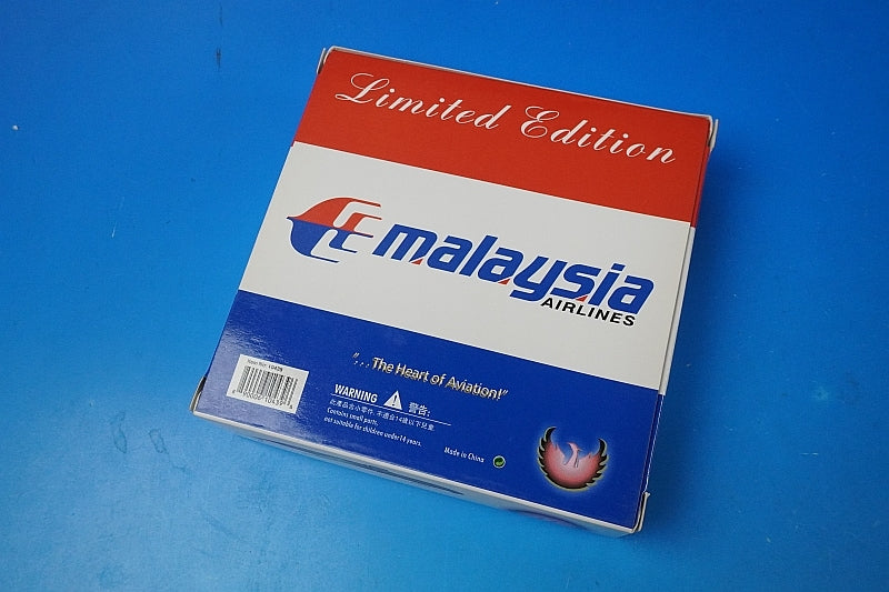 1:400 A330-200 Malaysia 9M-MKW 10439 Phoenix airplane model