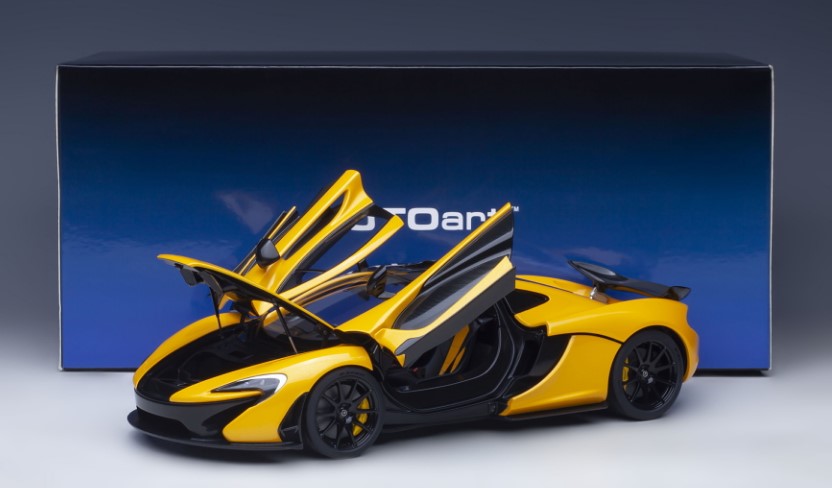 76067 AUTOart 1:18 McLaren P1 Metallic Yellow / Black & Yellow Seat model car