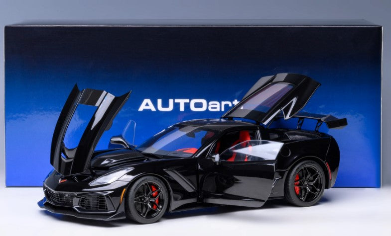 71276 AUTOart 1:18 Chevrolet Corvette (C7) ZR1 Black model car