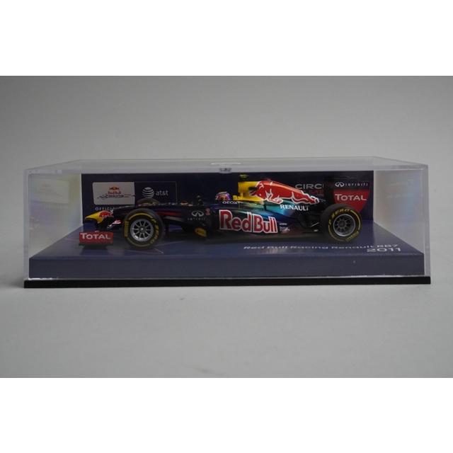 1:43 MINICHAMPS Red Bull Racing Renault RB7 2011 #2 Not for sale model car