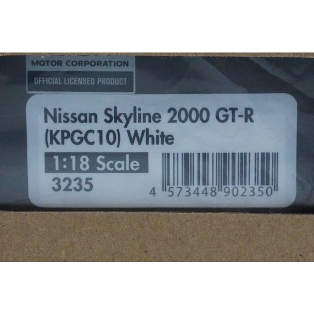 1:18 ignition model IG3235 Nissan Skyline 2000 GT-R KPGC10 White model car