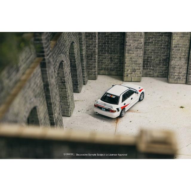 T64G-048-RS Tarmac Works 1:64 Mitsubishi Lancer RS Evolution White