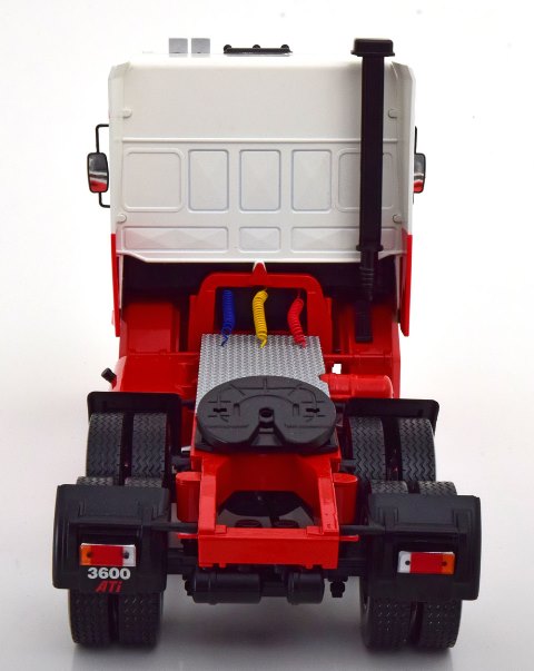 RK180093 ROAD KINGS 1:18 DAF 3600 Space Cab 1986 Red/White
