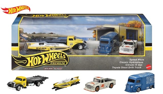 HRT51-9866 Hot Wheels Premium Collector Set - Motorhead Madness 4-piece set model car