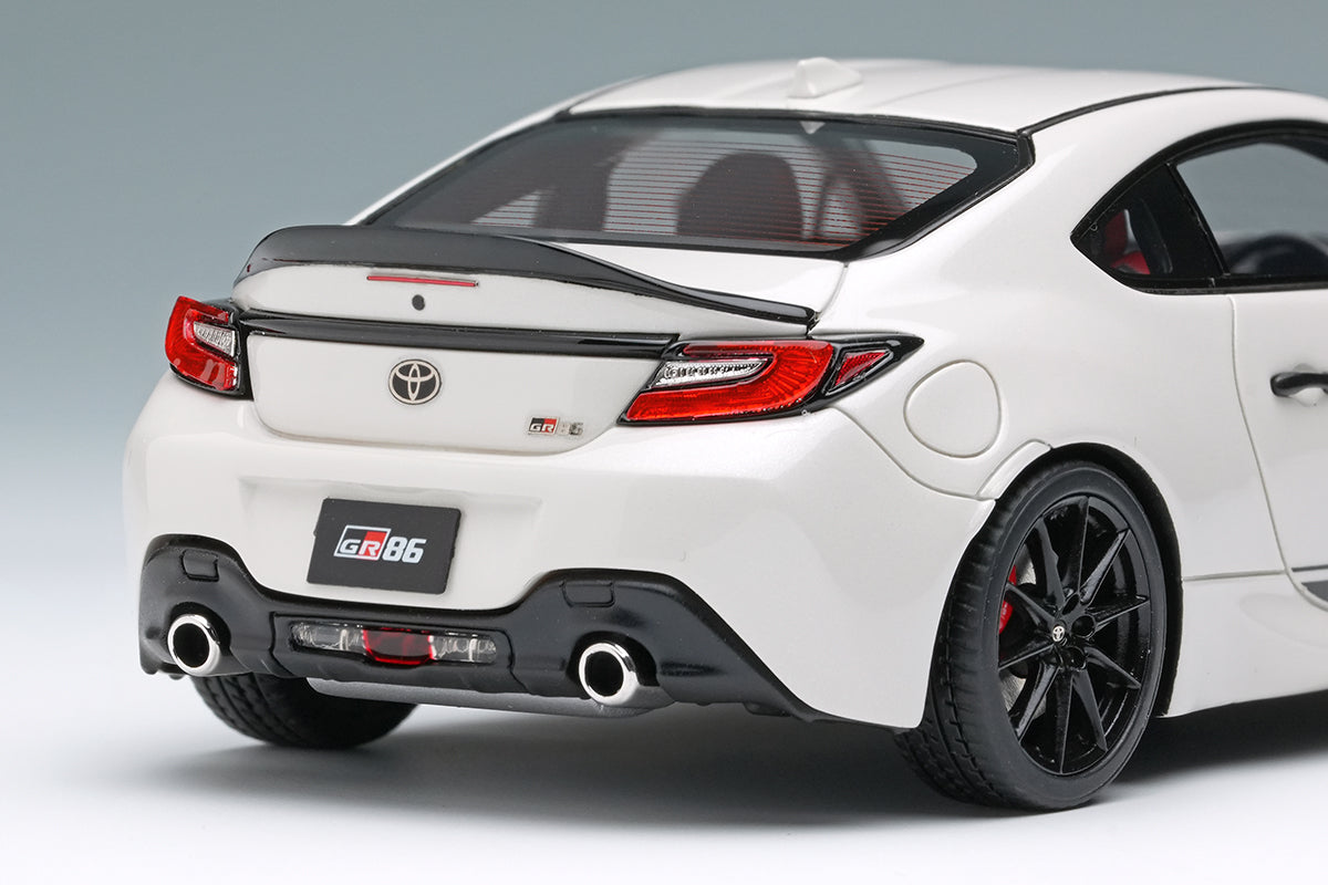 [ Back-order ] Make Up EIDOLON EM752B 1:43 Toyota GR86 RZ 40th Anniversary Limited White