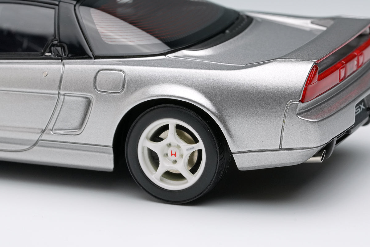 [ Back-order ] Make Up EIDOLON EM666G 1:43 Honda NSX-R NA1 1992 Headlamp Open Sebring Silver Metallic model car