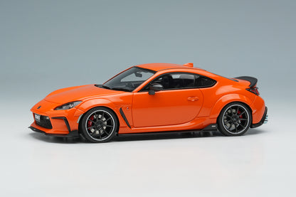 [ Back-order ] Make Up EIDOLON EM725A 1:43 TOM'S GR86 Widebody 2022 Orange model car