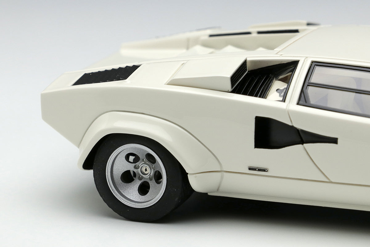 [ Back-order ] Make Up EIDOLON EM651C 1:43 Lamborghini Countach LP5000S 1982 White model car