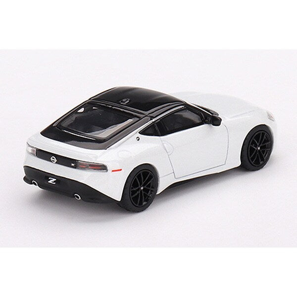 [ Back-order ] TSM MINI-GT MGT00599-L 1:64 Nissan Z Performance 2023 Everest White LHD  model car