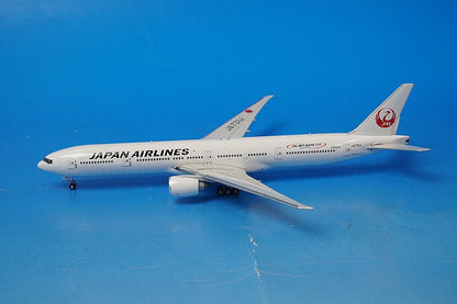 1:400 B777-300ER JAL SKY SUITE 777 JA731J 10803 Phoenix airplane model