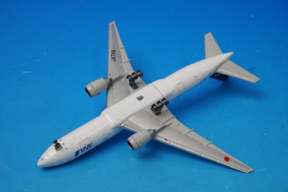 1:500 B777-200 ANA Star Alliance JA711A NH50022 ANA airplane model