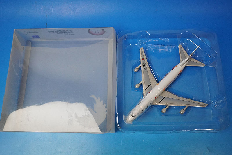1:400 B747-200 JAL Resortcha Orange JA8150 Phoenix airplane model