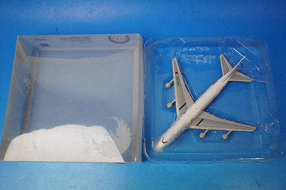 1:400 B747-200 JAL Resortcha Orange JA8150 Phoenix airplane model